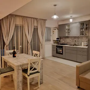 Apartment Park 5, 2 Bedroom, Bucharest