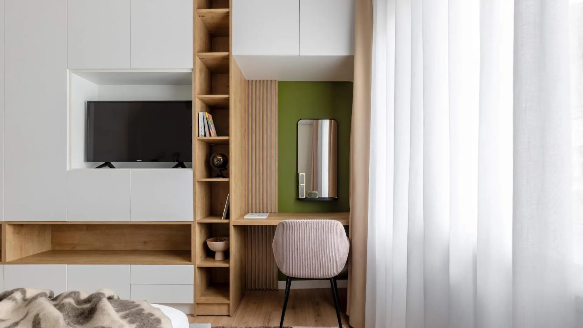 Apartment Ferienwohnung Out Of The Woods By Holt Bukarest